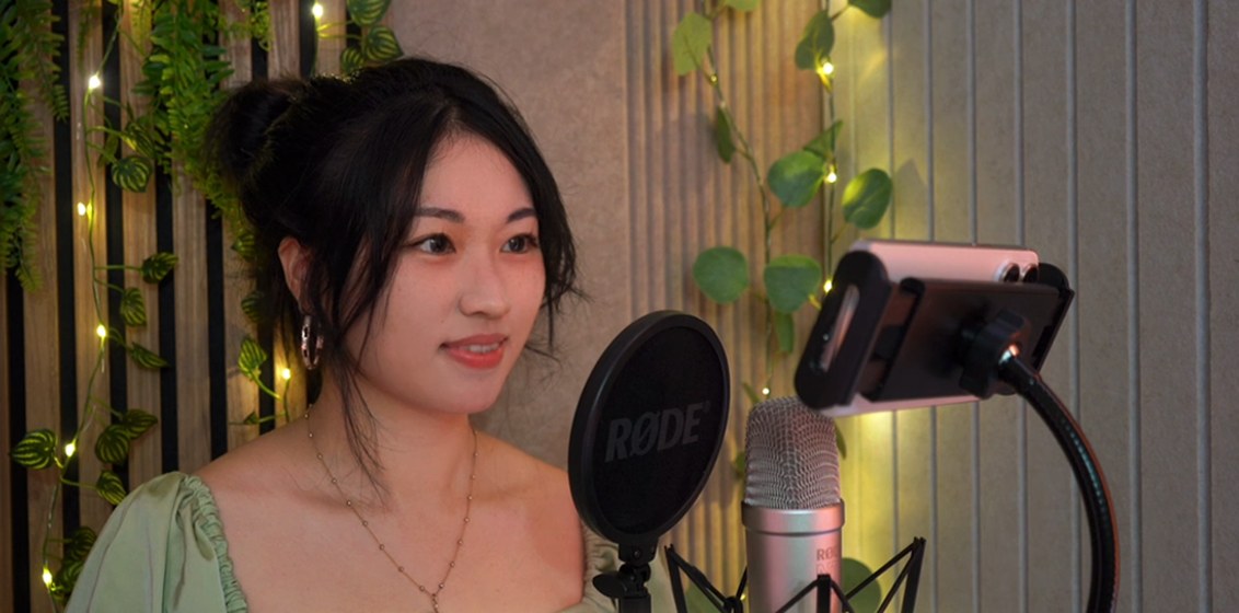 Recording Fru Fru